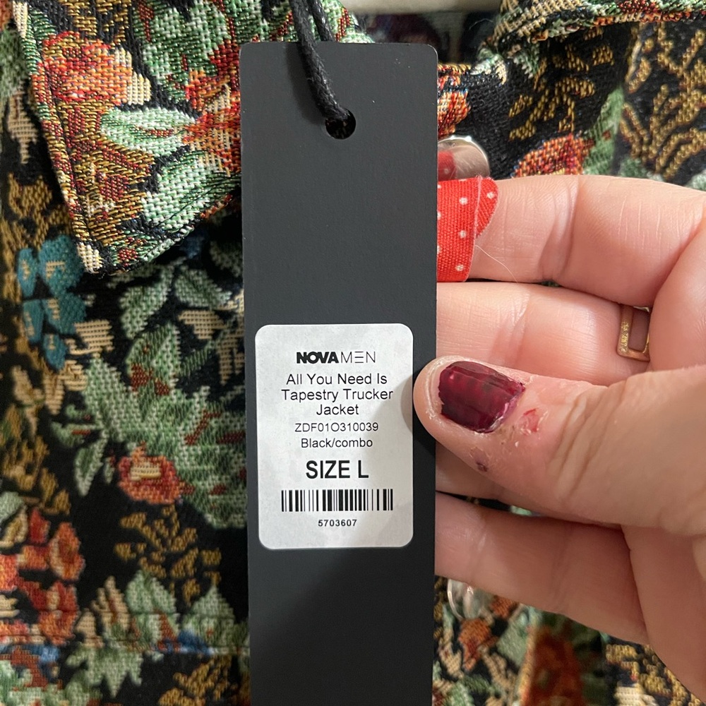 🏷️ BNWT Nova Men Tapestry Trucker Jacket Black Floral Brocade Snap Buttons Sz L - Picture 10 of 12